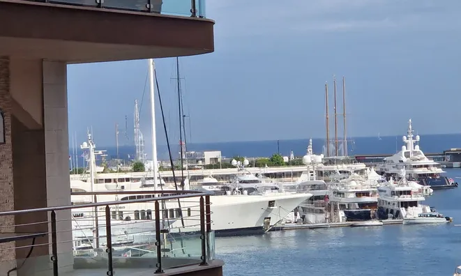 Недвижимость Apartment Monaco, Port: 2