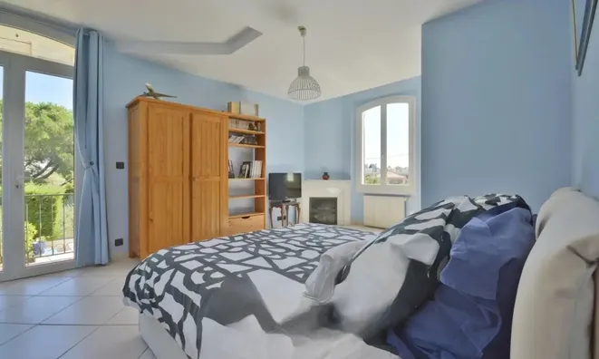 Недвижимость Villa Croix des Gardes: 12