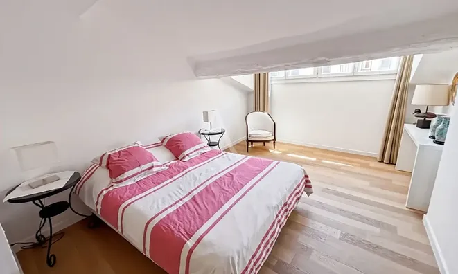 Недвижимость Property: Residence  
Location: Cannes, Centre-ville  

Residence Cannes Centre: 6