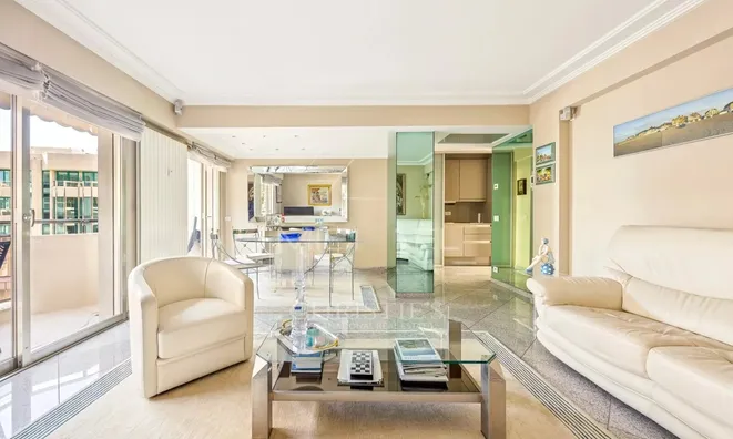 Недвижимость Villa Croix des Gardes: 7