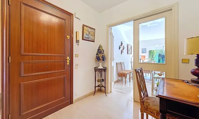 Недвижимость Villa Petit Juas: 7
