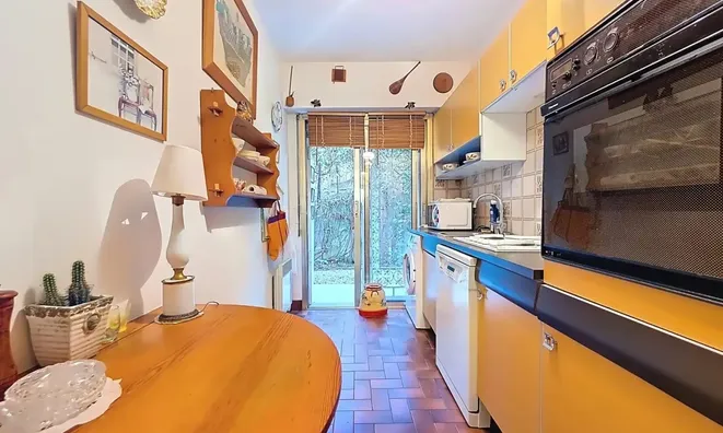 Недвижимость Villa Petit Juas: 8