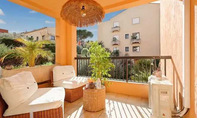 Недвижимость Villa Croix des Gardes: 2