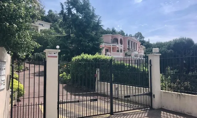 Недвижимость Villa La Bocca: 13
