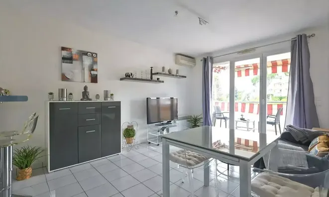 Недвижимость Villa Petit Juas: 3