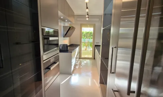 Недвижимость Apartment Monaco, La Rousse: 4