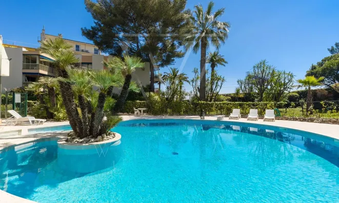 Недвижимость Villa Croix des Gardes: 2