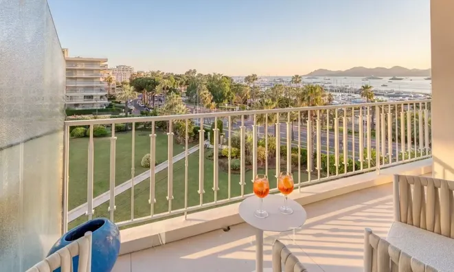 Недвижимость Villa Pointe Croisette: 3