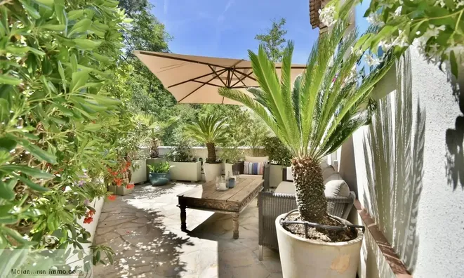 Недвижимость Villa Croix des Gardes: 1