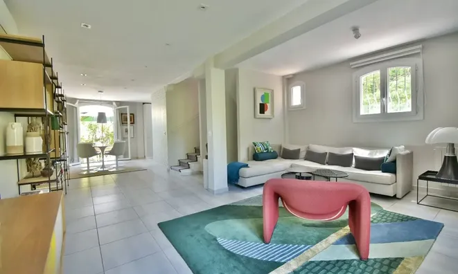 Недвижимость Villa Croix des Gardes: 4