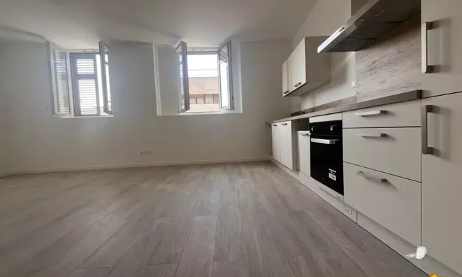 Недвижимость House République Cannes: 2