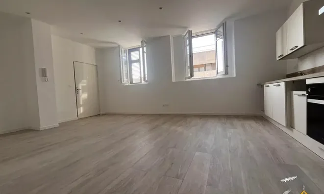 Недвижимость House République Cannes: 3