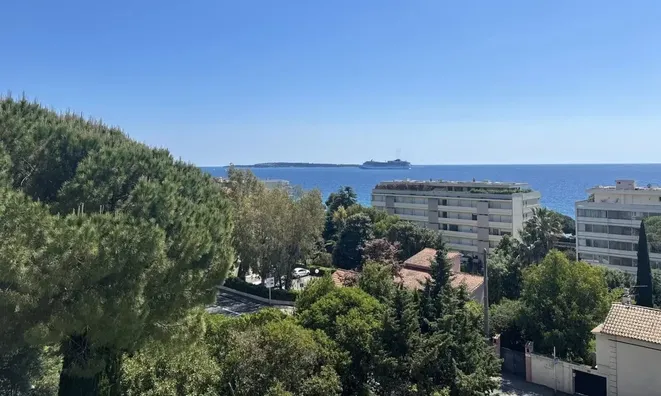 Недвижимость Villa Croix des Gardes: 3