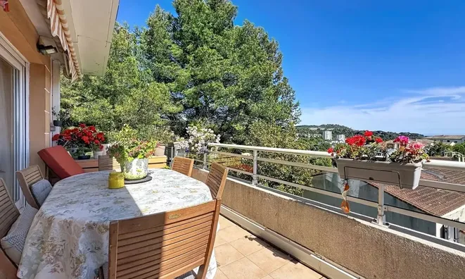 Недвижимость Villa La Bocca Nord: 1