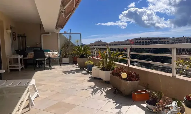 Недвижимость Villa La Bocca: 3
