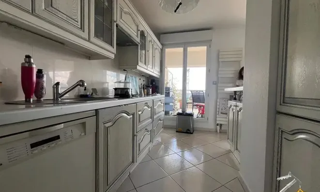 Недвижимость Villa La Bocca: 11