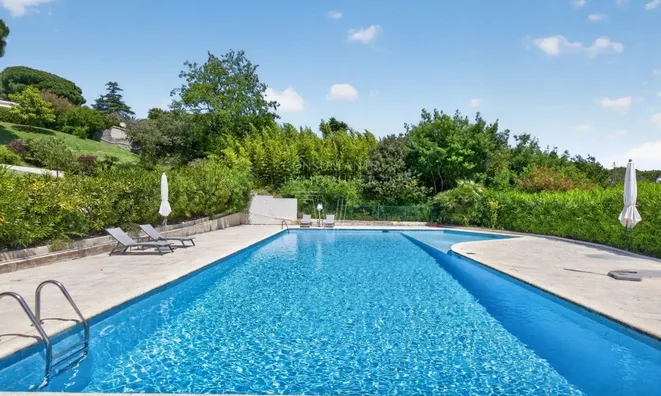 Недвижимость Villa Croix des Gardes: 11