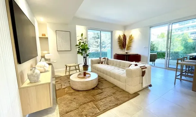Недвижимость Villa Pointe Croisette: 2