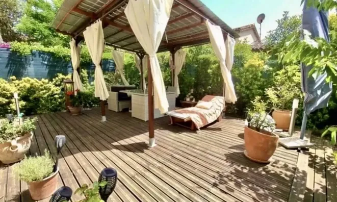 Недвижимость Villa Petit Juas: 17