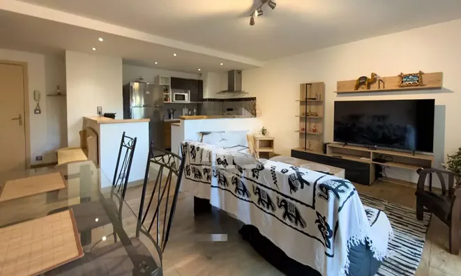 Недвижимость Villa La Bocca: 9