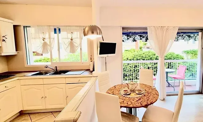 Недвижимость Villa Pointe Croisette: 4