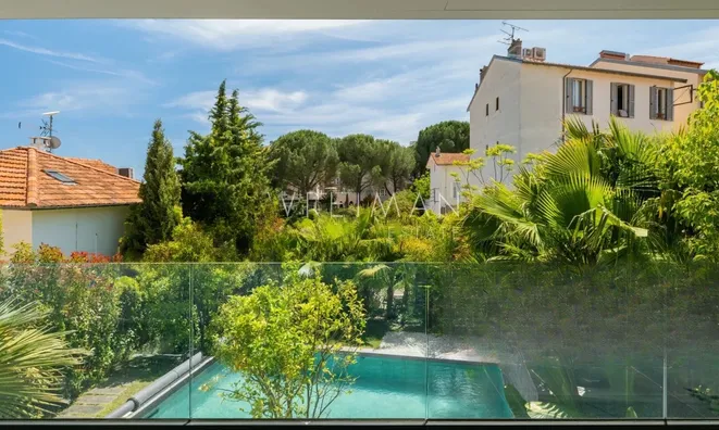 Недвижимость Villa Petit Juas: 23