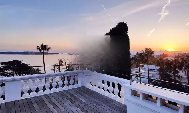 Недвижимость House Cannes: 22