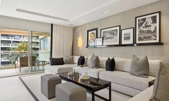 Недвижимость Villa Croix des Gardes: 1