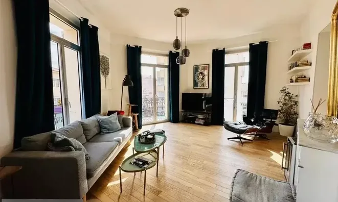 Недвижимость Villa Petit Juas: 1