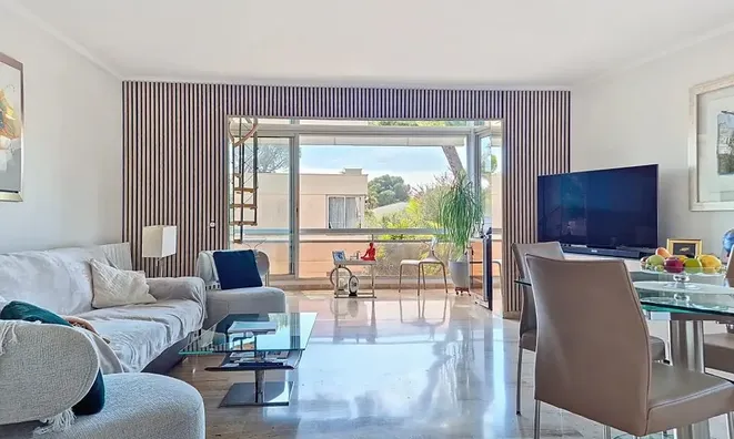 Недвижимость Villa Californie: 5