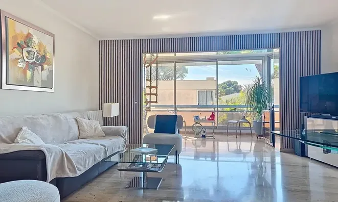 Недвижимость Villa Californie: 6