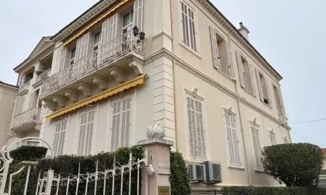 Недвижимость Villa Petit Juas Cannes: 1