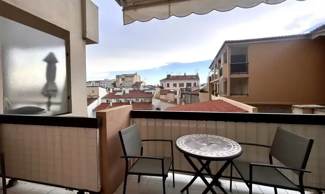 Недвижимость Villa Petit Juas: 2