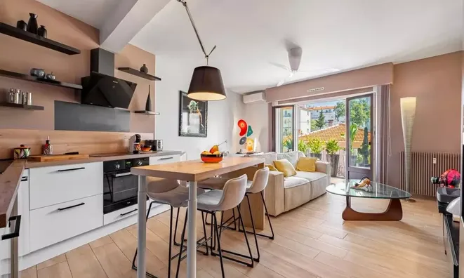 Недвижимость House Cannes La Bocca: 2