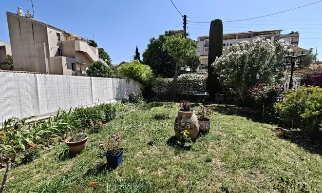 Недвижимость Villa La Bocca: 1