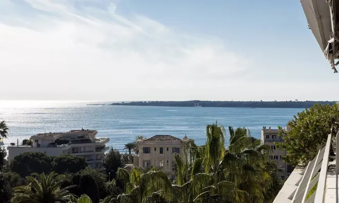 Недвижимость Villa Pointe Croisette: 2