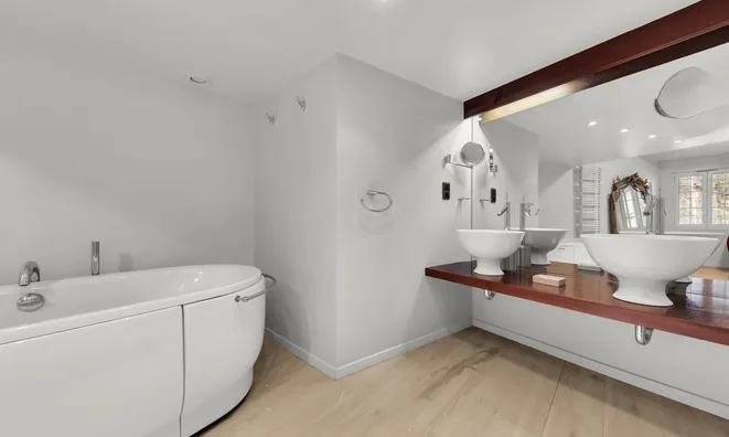 Недвижимость Apartment Croix des Gardes: 22