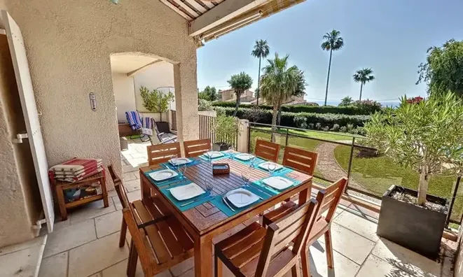 Недвижимость Maison Cannes Croix des Gardes: 1