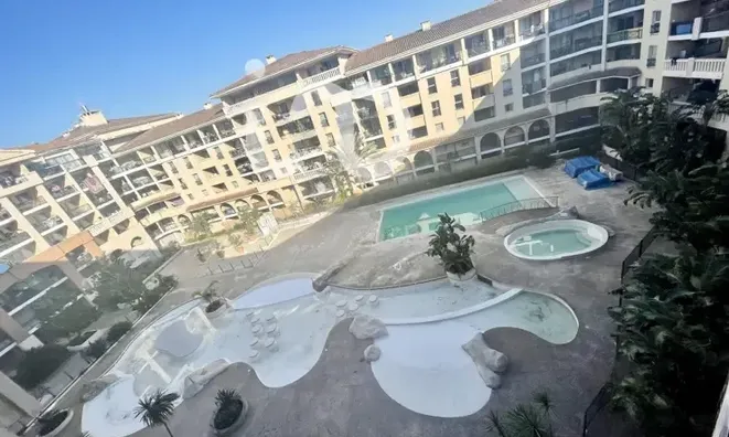 Недвижимость Apartment La Bocca: 12