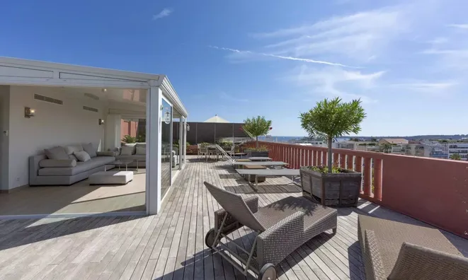 Недвижимость Apartment Croix des Gardes: 3