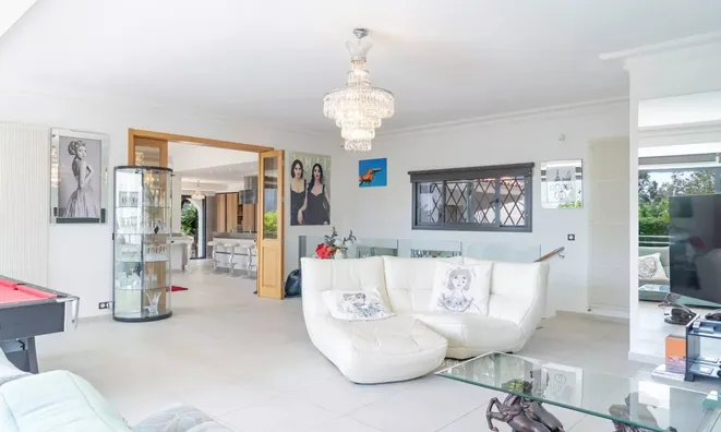 Недвижимость Maison Cannes Californie: 9