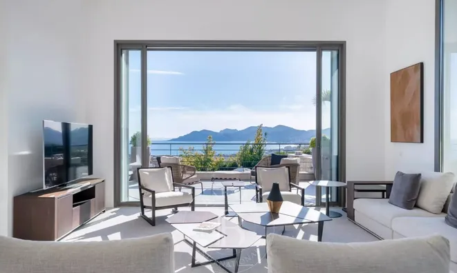 Недвижимость Maison Cannes Croix Gardes: 11