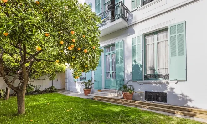 Недвижимость Villa Petit Juas: 3