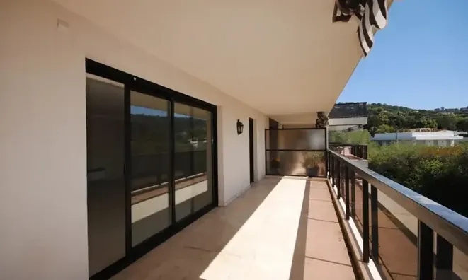 Недвижимость Apartment California: 3