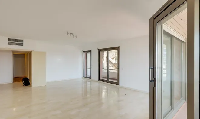 Недвижимость Apartment Monaco, Condamine: 5