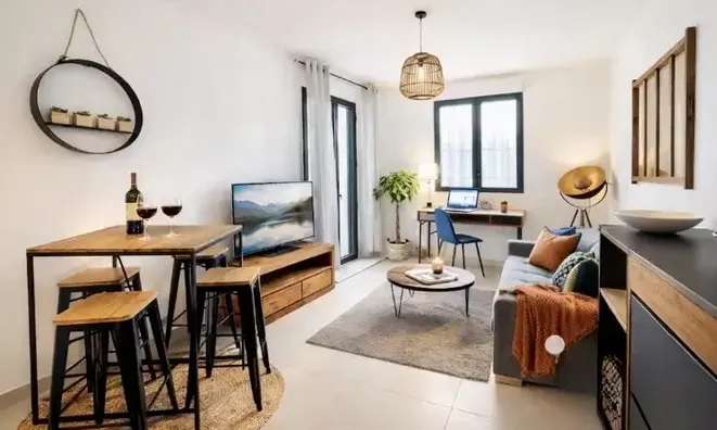 Недвижимость Villa Petit Juas: 1