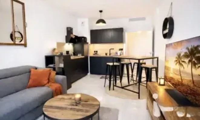 Недвижимость Villa Petit Juas: 2