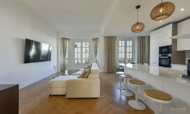 Недвижимость Estate Cannes: 1