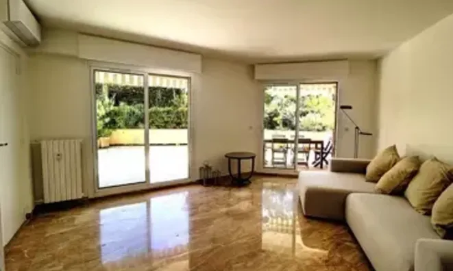 Недвижимость Villa Pointe Croisette: 3