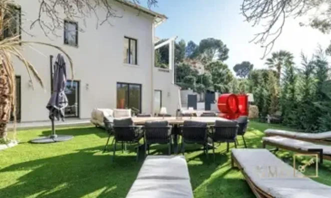 Недвижимость Villa Cannes: 3